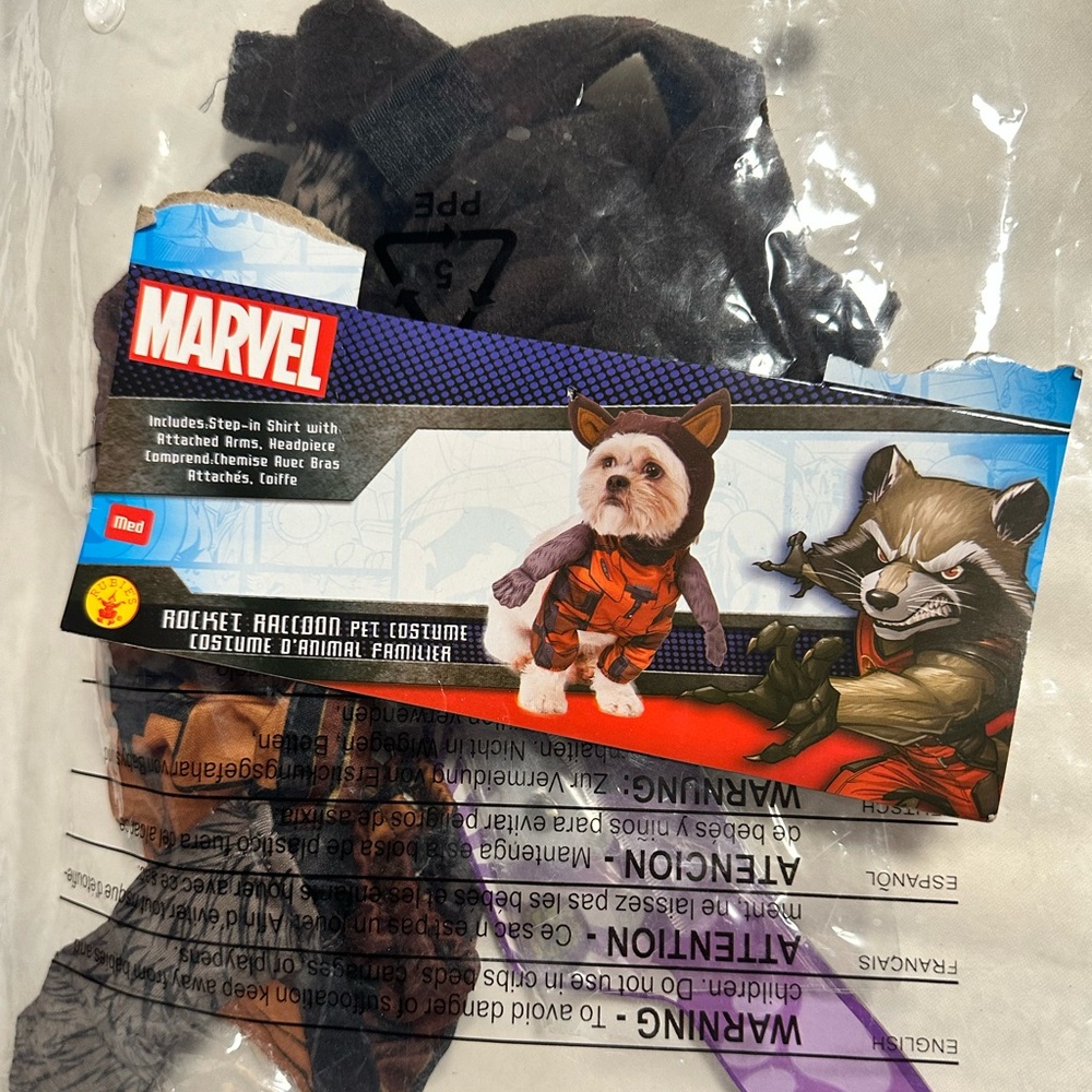 Halloween, pet costume. Size medium rocket from guardians of the Galaxy.